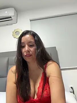 emely sexx20 online show from 02.12.26