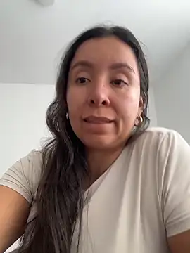 Snapshot of emely_sexx20 chatting on 06.09.26 emely sexx20 online show from 06.09.26