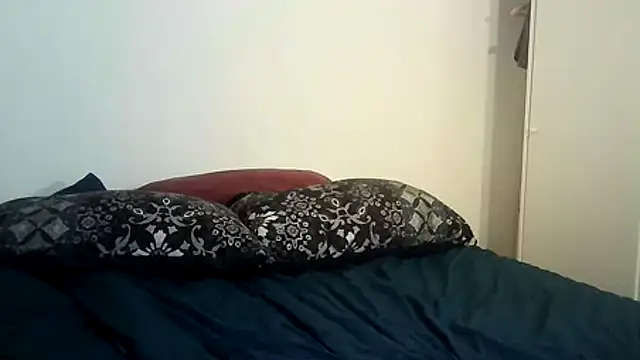 JunkieShitPig online show from 03.22.25