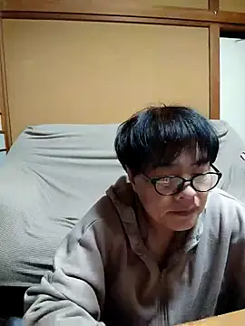 Snapshot of Rey-16 chatting on 02.24.25 Rey-16 online show from 02.24.25