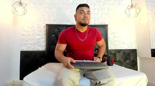 BrianMalonee online show from 03.12.25