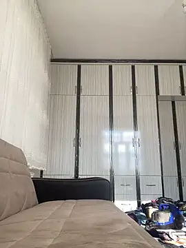 Snapshot of MuscleBoyy777 chatting on 12.12.24 MuscleBoyy777 online show from 12.12.24