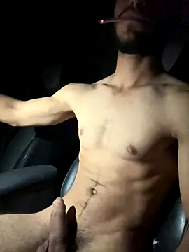 Snapshot of MuscleBoyy777 chatting on 10.26.25 MuscleBoyy777 online show from 10.26.25