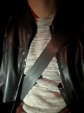 Snapshot of MuscleBoyy777 chatting on 11.30.25 MuscleBoyy777 online show from 11.30.25