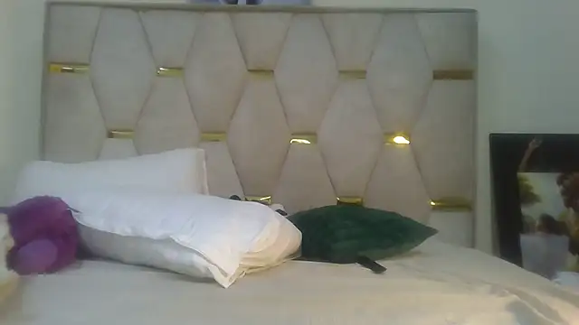 Fine assie online show from 02.20.25