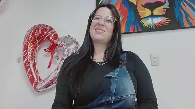 Snapshot of _diana_cute chatting on 10.02.25 diana cute online show from 10.02.25