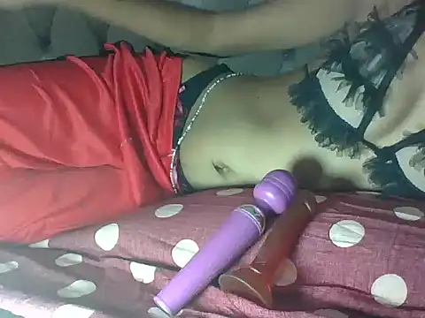 Snapshot of sweet_iddah chatting on 11.27.25 sweet iddah online show from 11.27.25