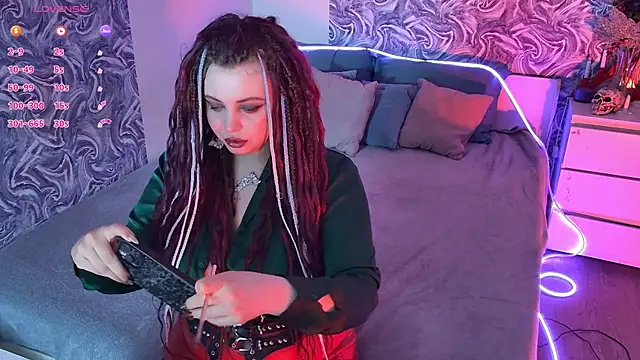 Miss Maya Mils online show from 06.08.26