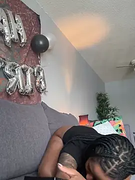 Your Paris online show from 02.09.25