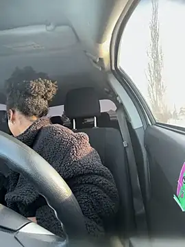 Your Paris online show from 12.21.25