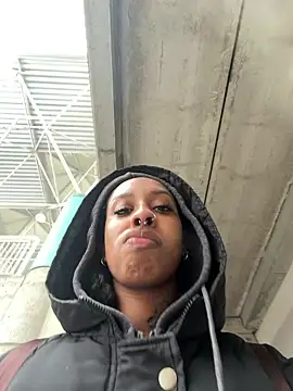 Your Paris online show from 03.25.26