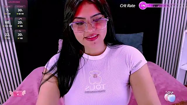 Snapshot of sarah_cream chatting on 03.17.25 sarah cream online show from 03.17.25