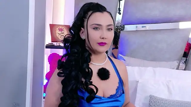 Evangeline Taylorr online show from 04.11.26