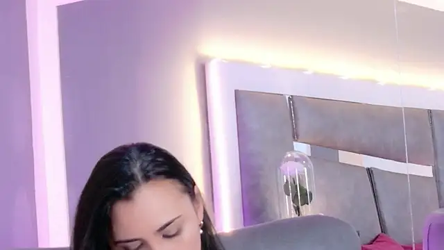 Snapshot of Evangeline_Taylorr chatting on 06.24.26 Evangeline Taylorr online show from 06.24.26
