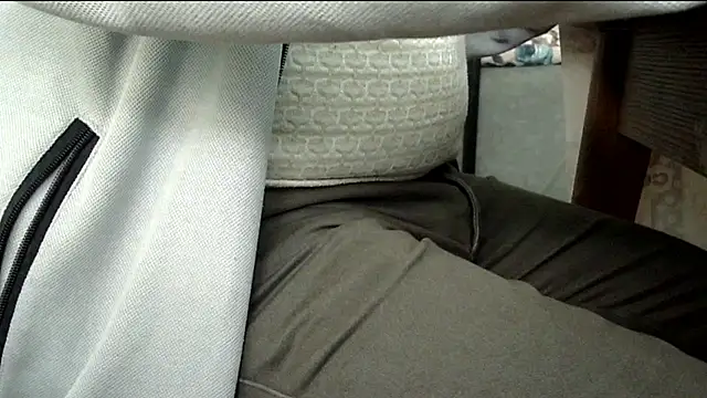 Snapshot of by-panic chatting on 10.21.25 by-panic online show from 10.21.25