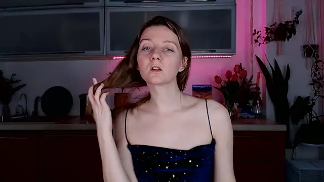 Elly Helly online show from 01.15.25