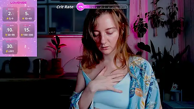 Elly Helly online show from 12.04.25