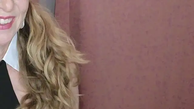 SusannaGlam John online show from 12.16.25