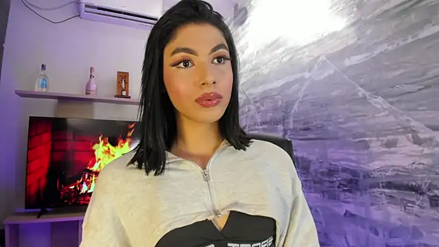 IsabelleFoxx  online show from 01.11.25