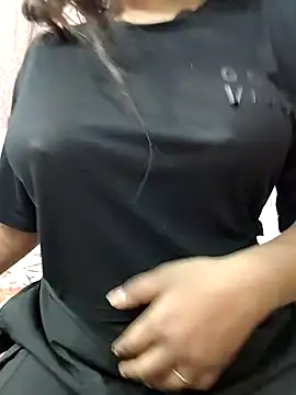 MohiniHott online show from 11.22.25