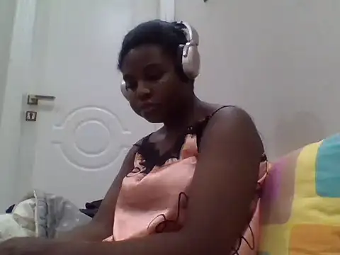 Snapshot of queenzuena chatting on 07.01.26 queenzuena online show from 07.01.26