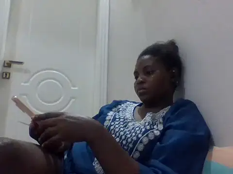 Snapshot of queenzuena chatting on 07.07.26 queenzuena online show from 07.07.26
