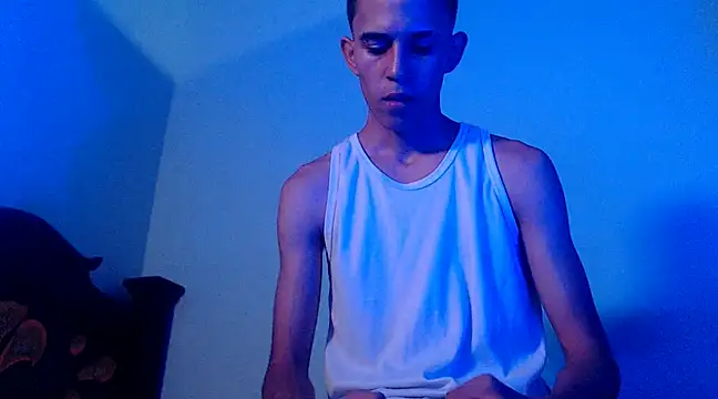 isaaclatino online show from 03.21.25