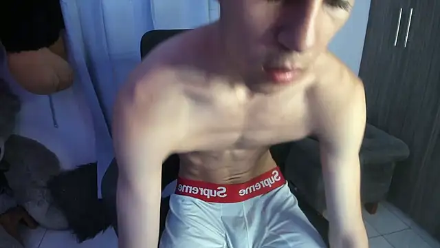 isaaclatino online show from 11.10.25