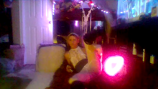 JessicaFitney online show from 09.28.25