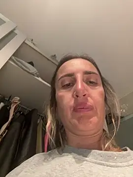 casalinga88 online show from 09.27.25