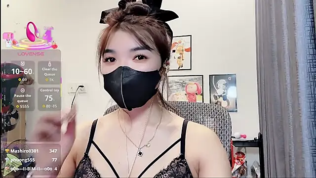 Snapshot of Berrysweet_68 chatting on 09.22.25 Berrysweet 68 online show from 09.22.25