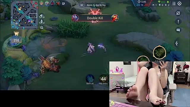 Snapshot of Berrysweet_68 chatting on 10.30.25 Berrysweet 68 online show from 10.30.25