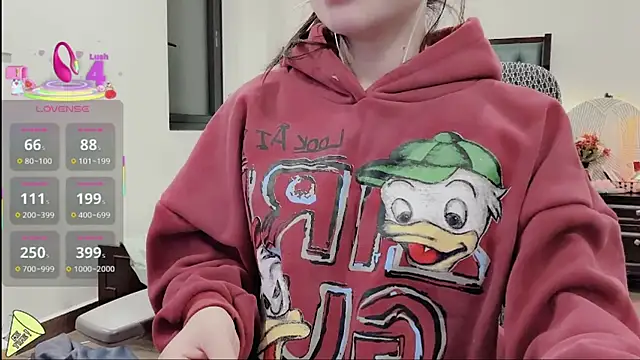 Snapshot of Berrysweet_68 chatting on 11.20.25 Berrysweet 68 online show from 11.20.25