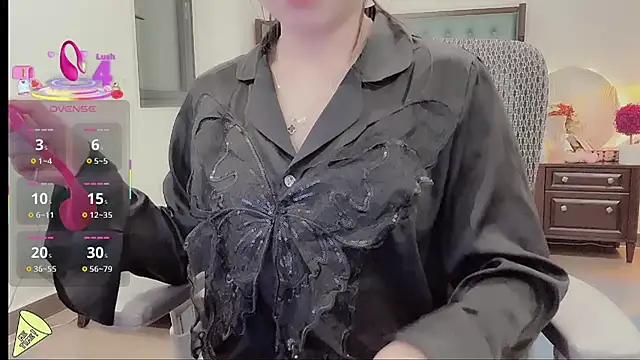 Snapshot of Berrysweet_68 chatting on 11.29.25 Berrysweet 68 online show from 11.29.25