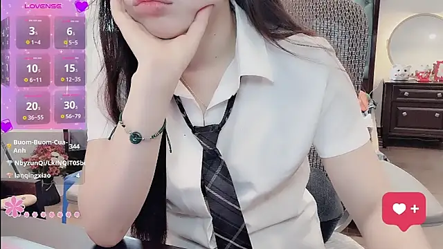 Snapshot of Berrysweet_68 chatting on 04.06.26 Berrysweet 68 online show from 04.06.26