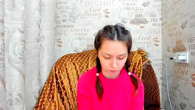 Snapshot of Adela_Vetta chatting on 02.12.25 Adela Vetta online show from 02.12.25