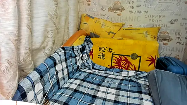 Snapshot of Adela_Vetta chatting on 02.17.25 Adela Vetta online show from 02.17.25