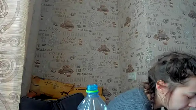 Snapshot of Adela_Vetta chatting on 02.20.25 Adela Vetta online show from 02.20.25