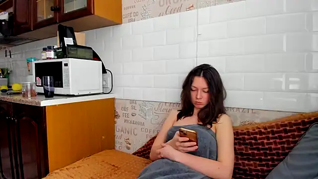 Snapshot of Adela_Vetta chatting on 03.02.25 Adela Vetta online show from 03.02.25