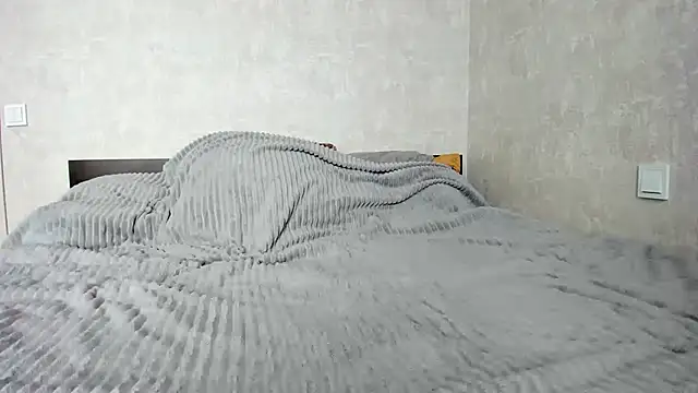 Snapshot of Adela_Vetta chatting on 03.03.25 Adela Vetta online show from 03.03.25
