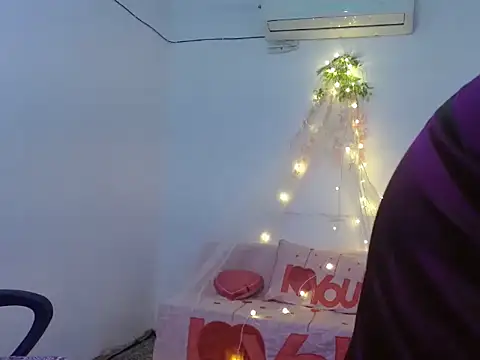 Baby Himanshi online show from 10.15.25