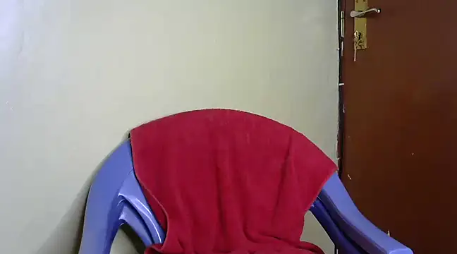 Snapshot of Daddies_lover chatting on 12.01.24 Daddies lover online show from 12.01.24