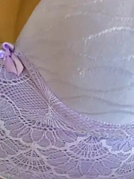 Snapshot of fernandasweet chatting on 01.17.25 fernandasweet online show from 01.17.25