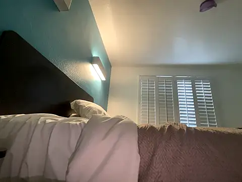 tatted-bitty online show from 10.03.25