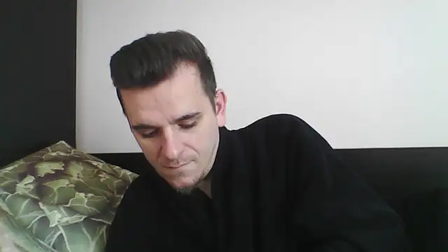 Huge cock22cm online show from 02.25.25