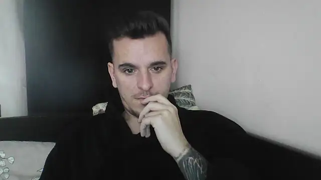 Huge cock22cm online show from 03.03.25