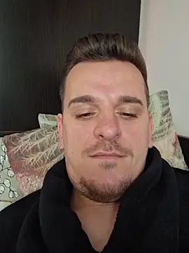 Snapshot of Huge_cock22cm chatting on 02.03.26 Huge cock22cm online show from 02.03.26