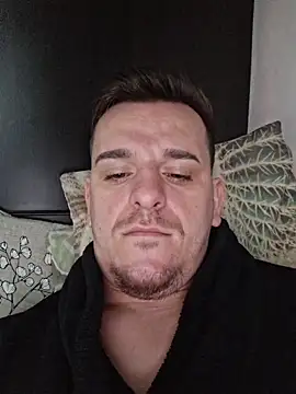 Snapshot of Huge_cock22cm chatting on 02.05.26 Huge cock22cm online show from 02.05.26