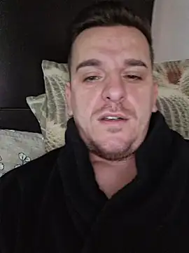 Snapshot of Huge_cock22cm chatting on 02.15.26 Huge cock22cm online show from 02.15.26