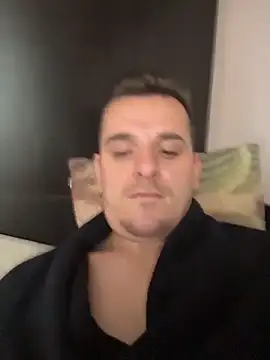 Snapshot of Huge_cock22cm chatting on 02.24.26 Huge cock22cm online show from 02.24.26